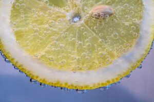備蓄米が酸っぱい臭いを発する原因と対処法は？